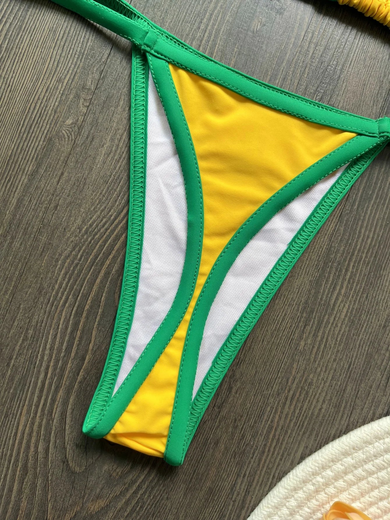 Sexy Embroidery Brasil Flag Contrast Split Bikini Set Women Swimwear Patchwork Swimsuit Hottie Outfit SummerBeachwear