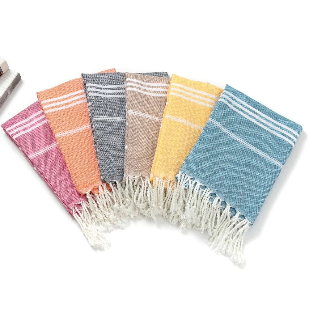 Cotton Turkish Beach Towel Turkish Sports Bath Towel with Tassels Holiday Towels Soft Absorbent Quick Drying Towels Easy Care