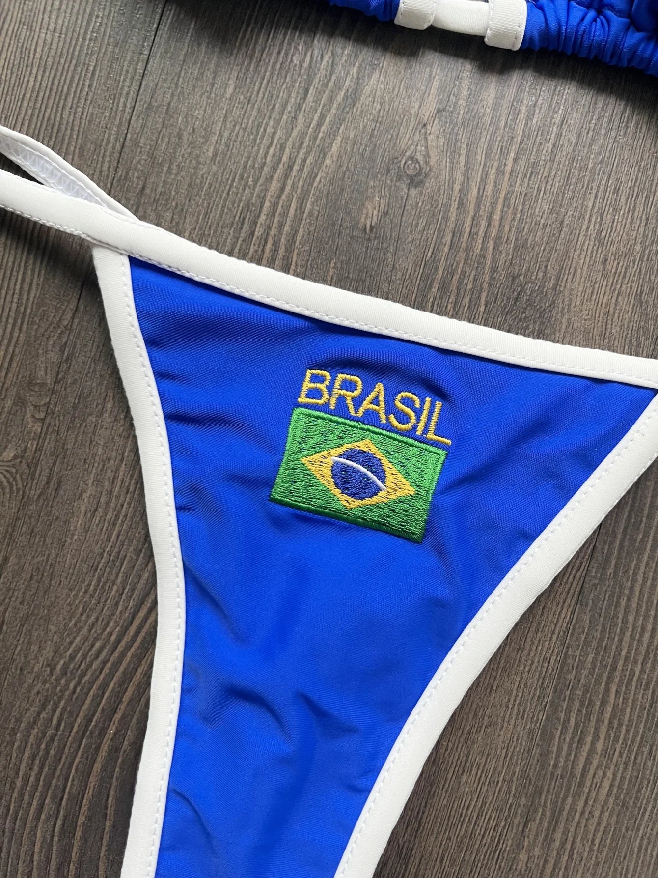 Sexy Embroidery Brasil Flag Contrast Split Bikini Set Women Swimwear Patchwork Swimsuit Hottie Outfit SummerBeachwear
